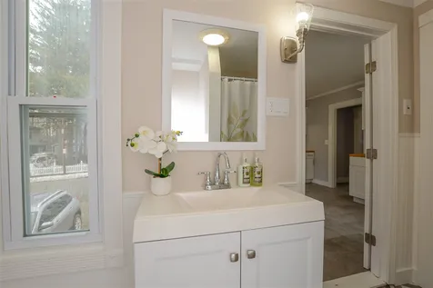 29 Maple Street Somersworth NH 03878