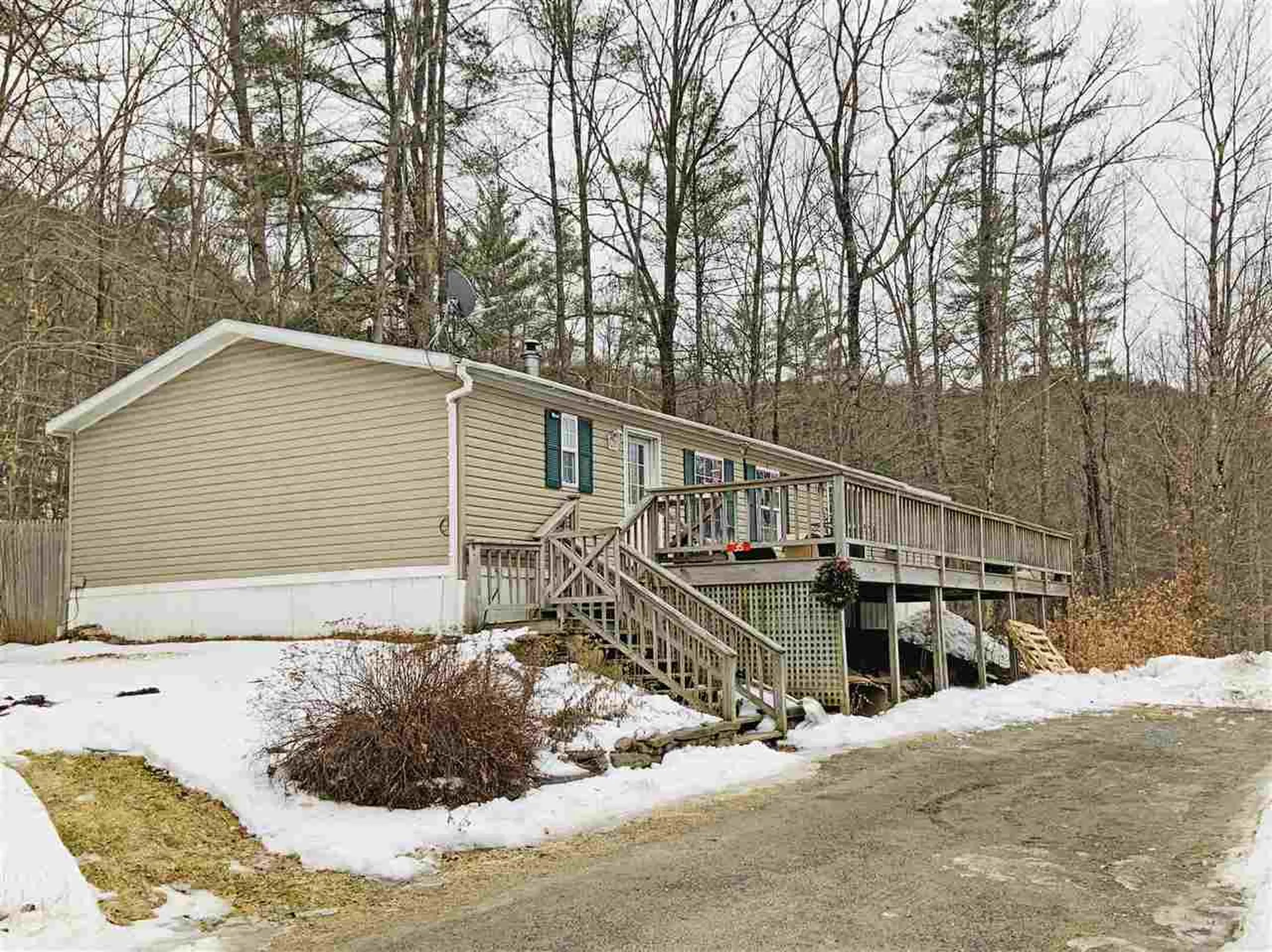 35 Dee Haven Lane Sharon VT 05065
