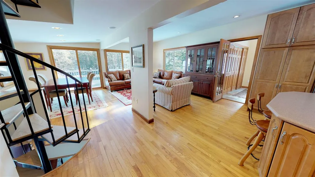 22 Quimby Road Meredith NH 03253