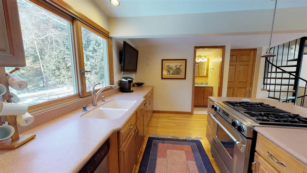 22 Quimby Road Meredith NH 03253