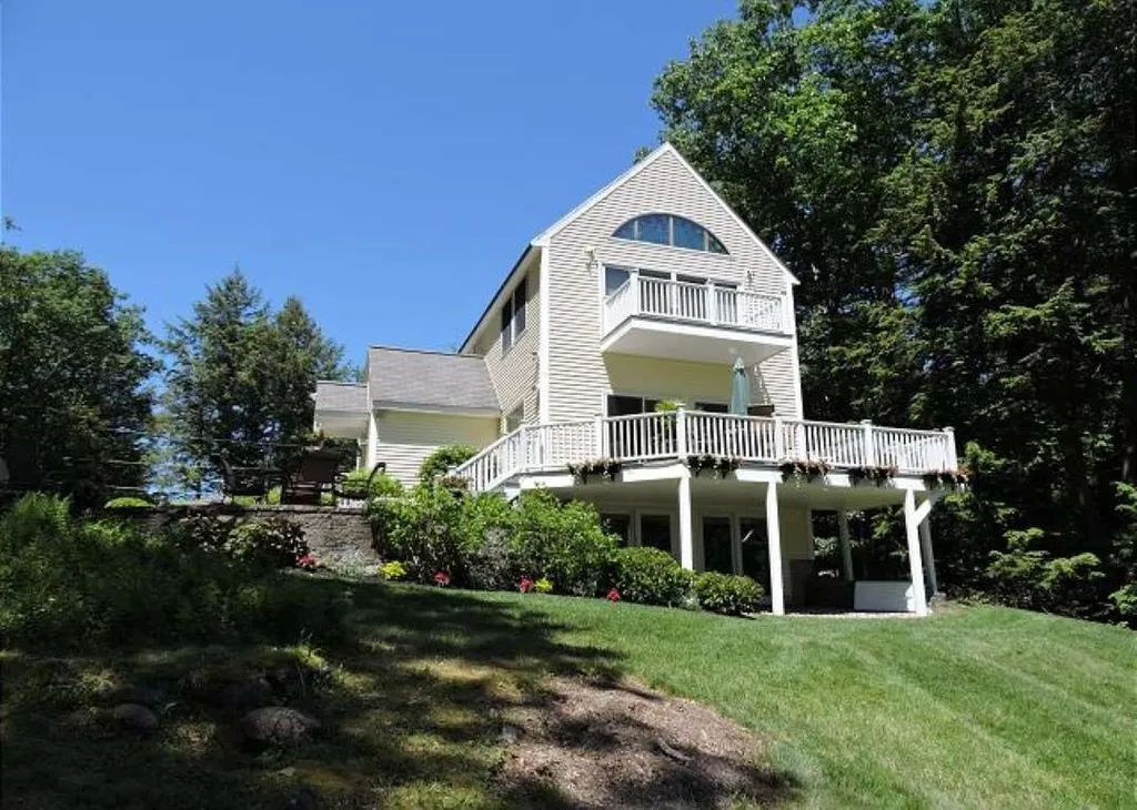 22 Quimby Road Meredith NH 03253