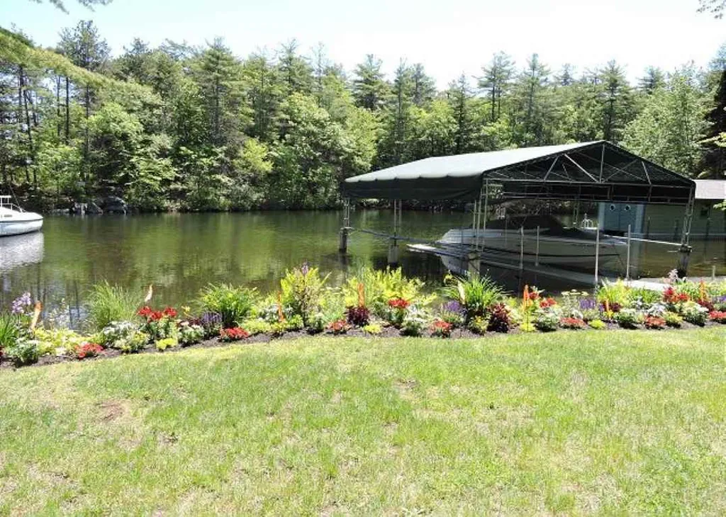 22 Quimby Road Meredith NH 03253