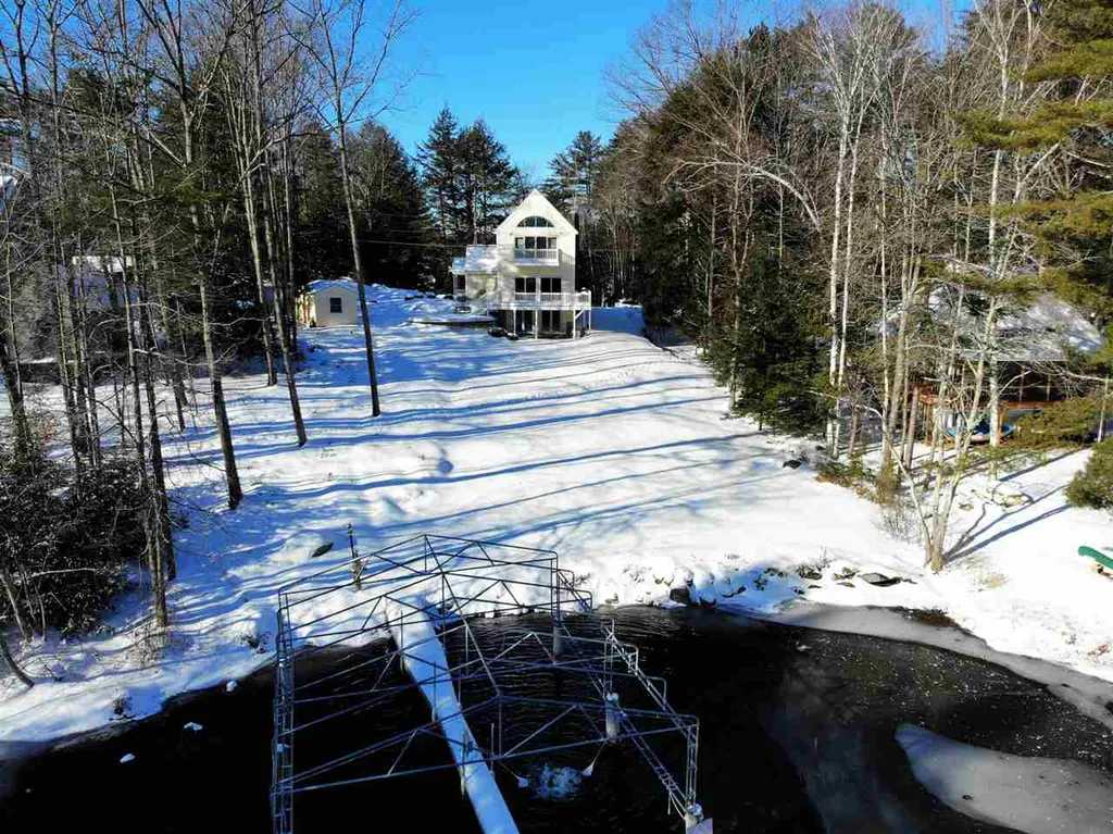 22 Quimby Road Meredith NH 03253