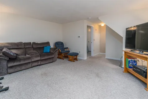 4 Shamrock Lane East Kingston NH 03827