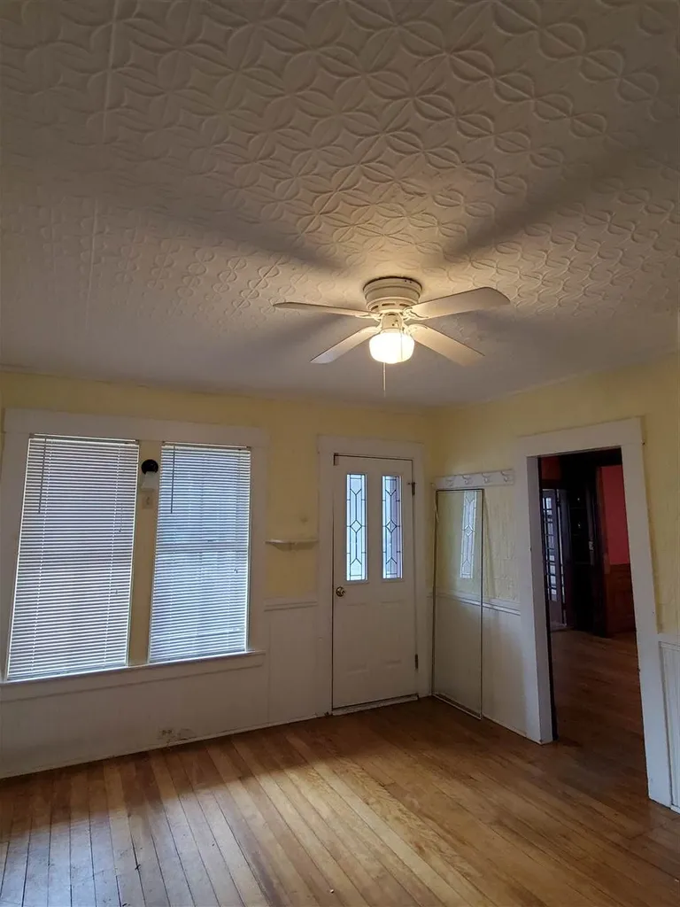 205 Washington Street Laconia NH 03246