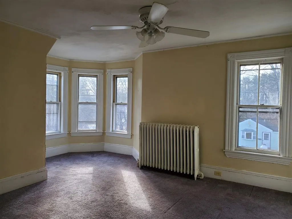205 Washington Street Laconia NH 03246