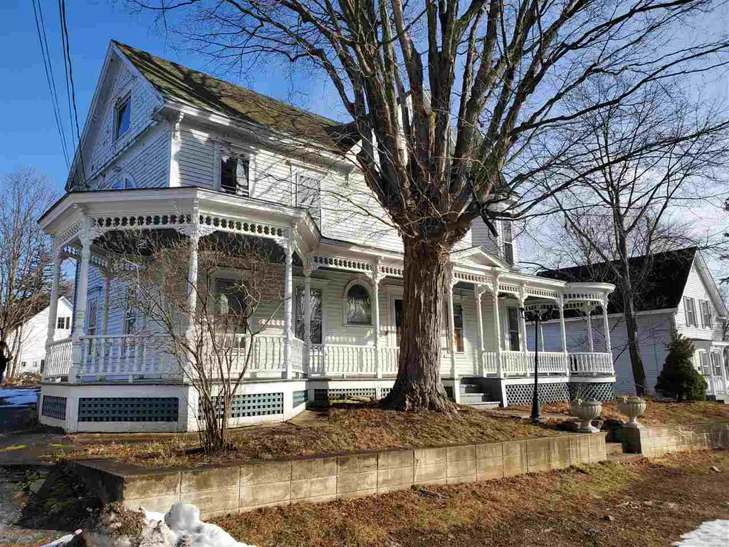 205 Washington Street Laconia NH 03246