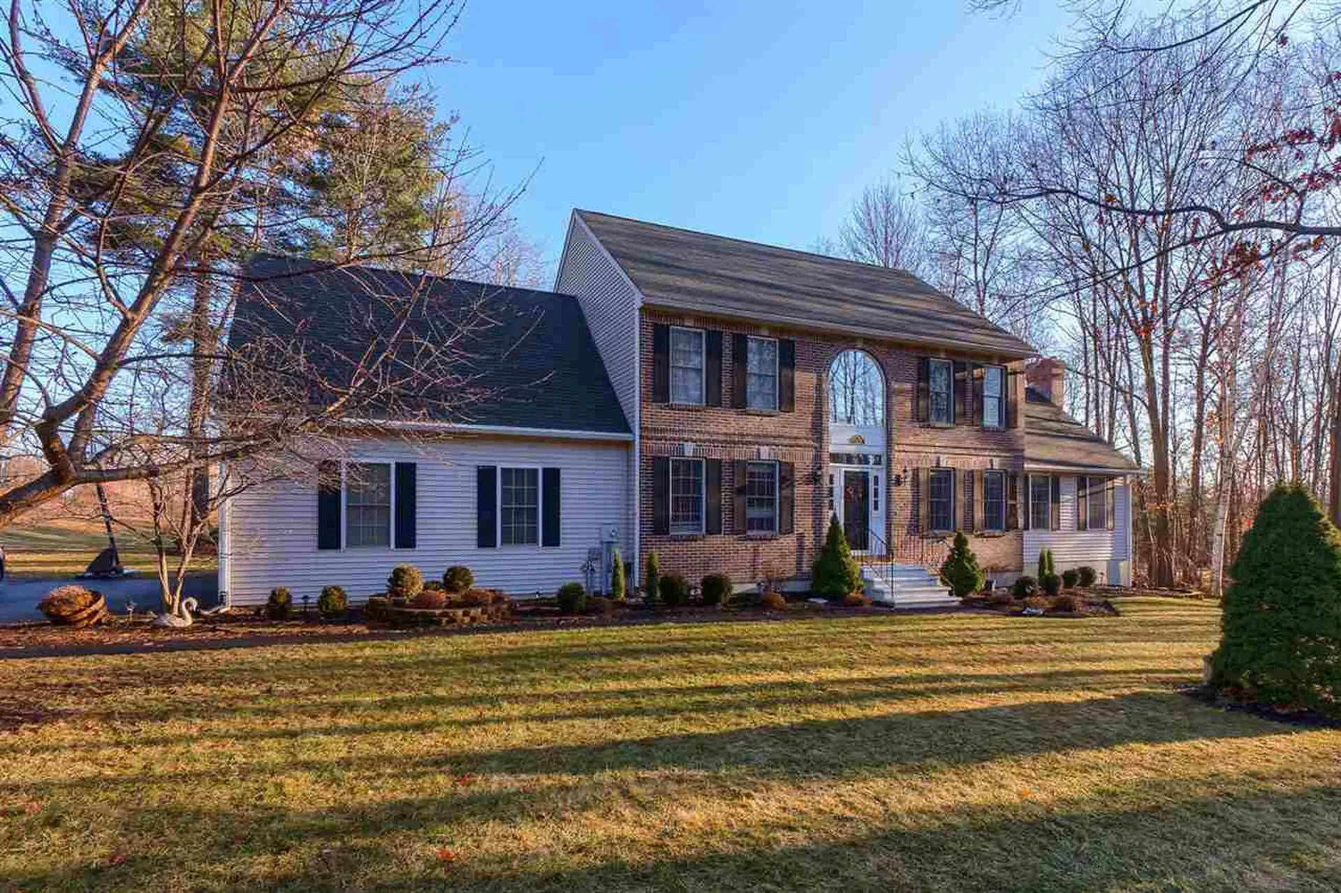 8 Stonehedge Road Windham NH 03087