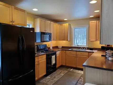 842 Shaker Hill Road Enfield NH 03748