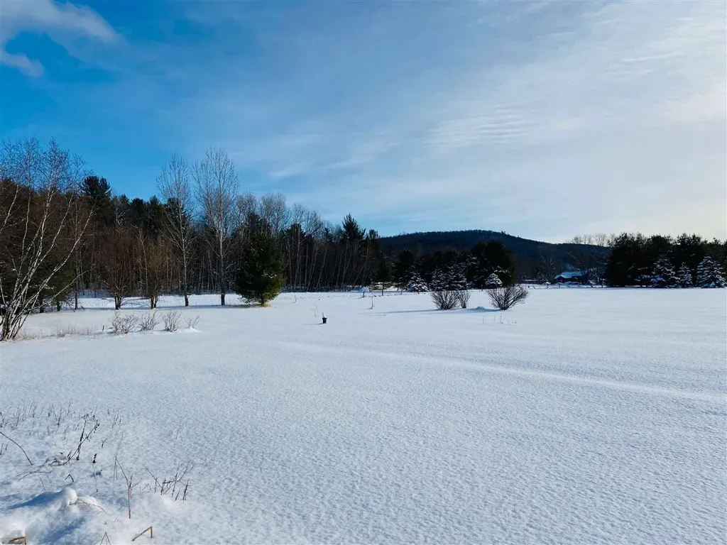 25 Meadowlark Acres Road Westford VT 05494