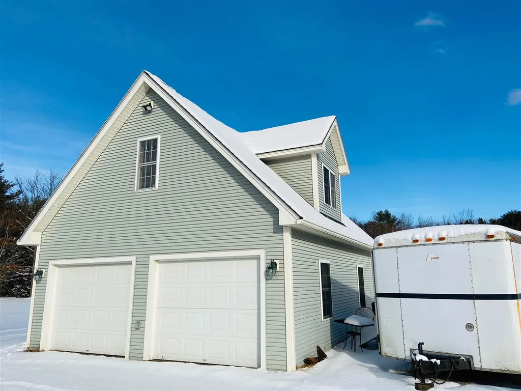 25 Meadowlark Acres Road Westford VT 05494