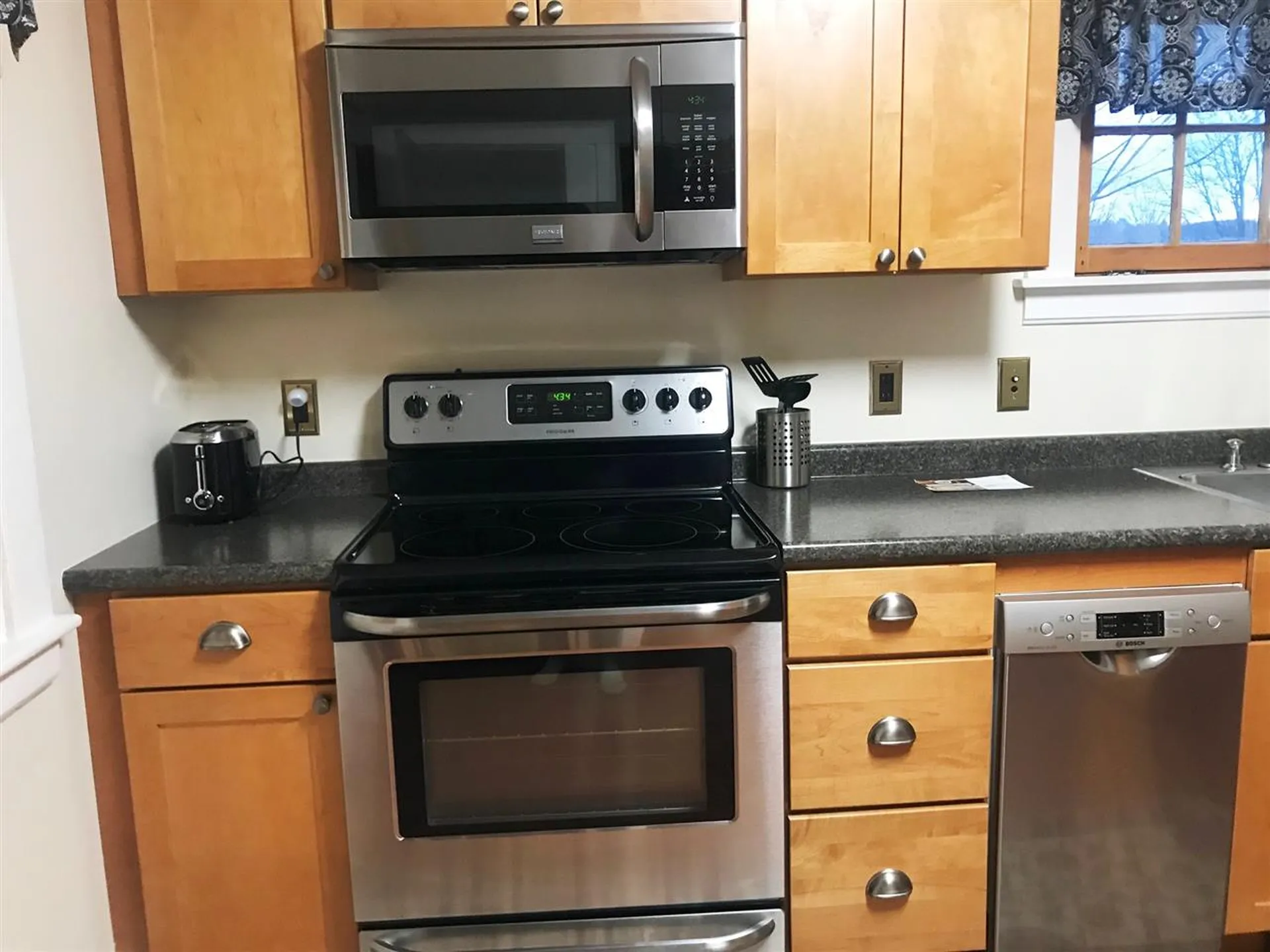 38 Guyer Street Lebanon NH 03766