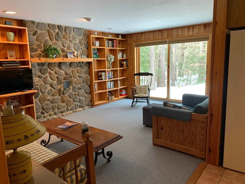 127 Bow Lake Estates Strafford NH 03884