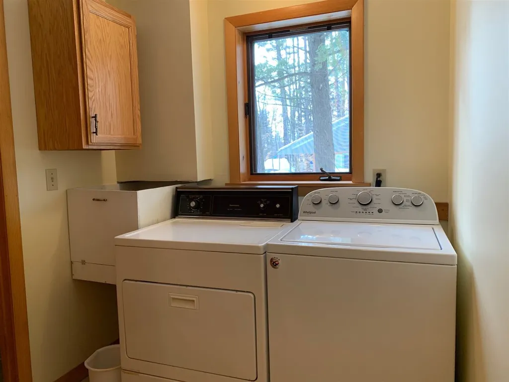 127 Bow Lake Estates Strafford NH 03884