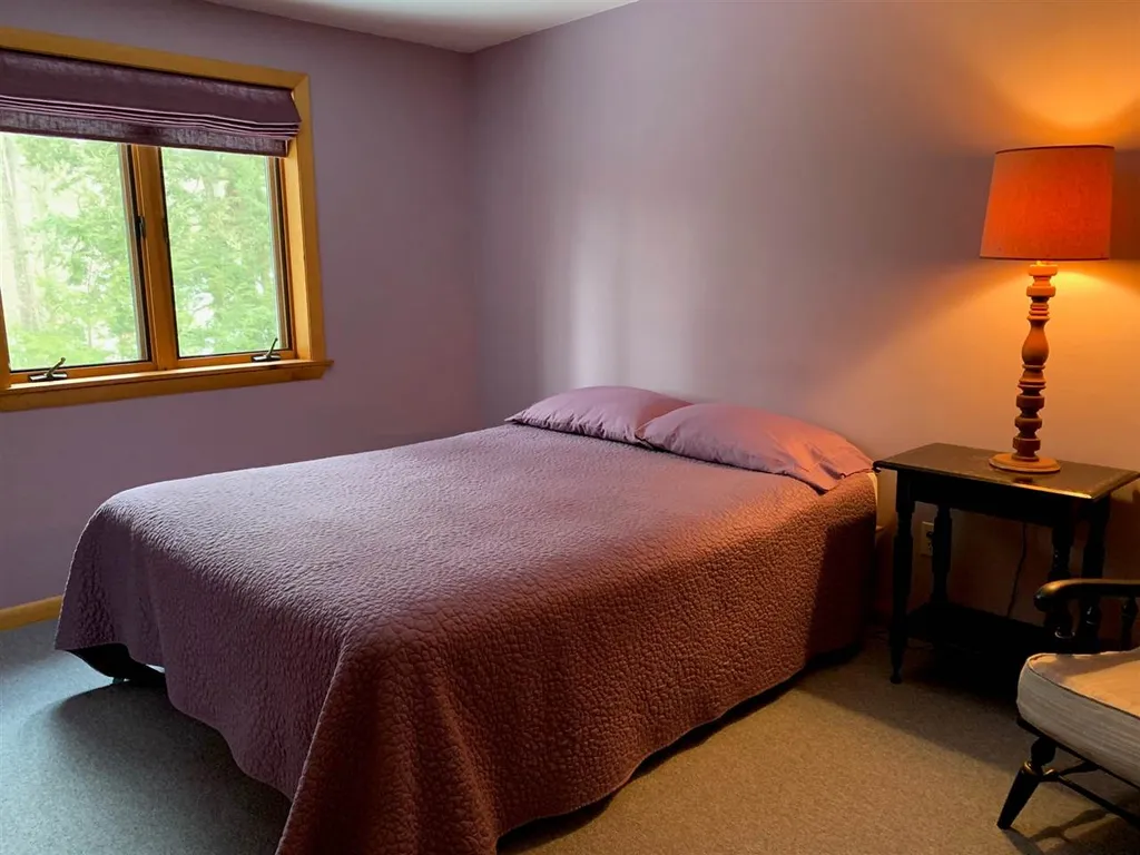 127 Bow Lake Estates Strafford NH 03884