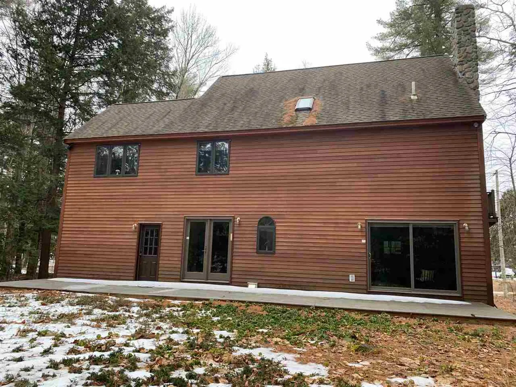 127 Bow Lake Estates Strafford NH 03884