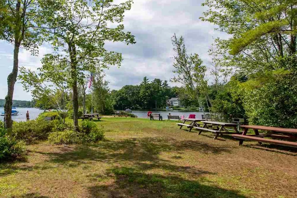 127 Bow Lake Estates Strafford NH 03884