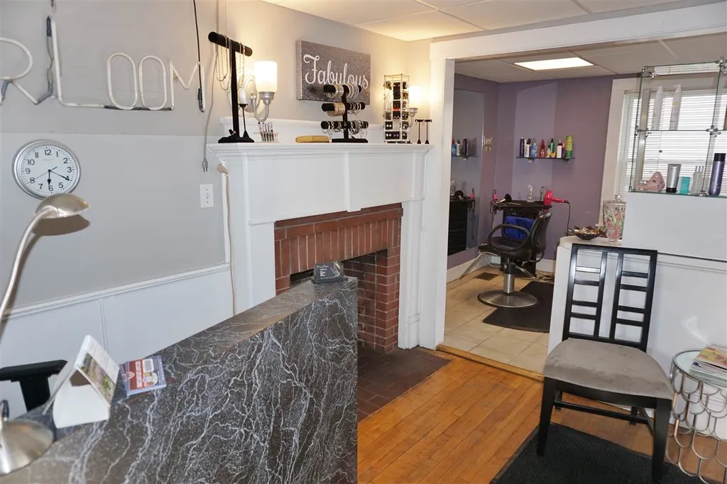 454 Hanover Street Manchester NH 03104