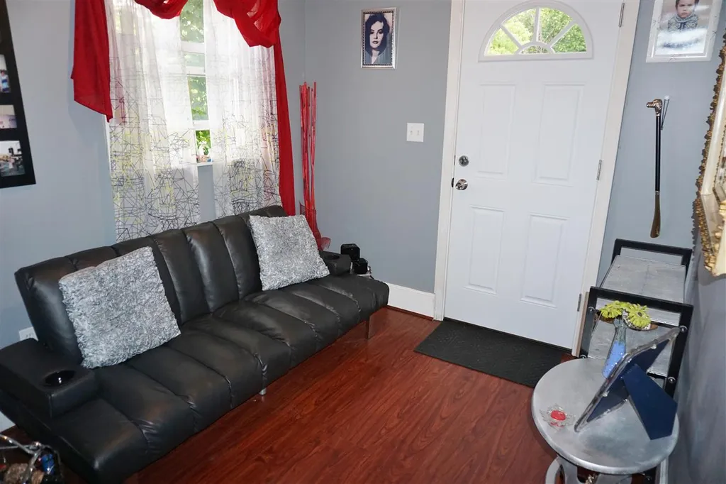 454 Hanover Street Manchester NH 03104