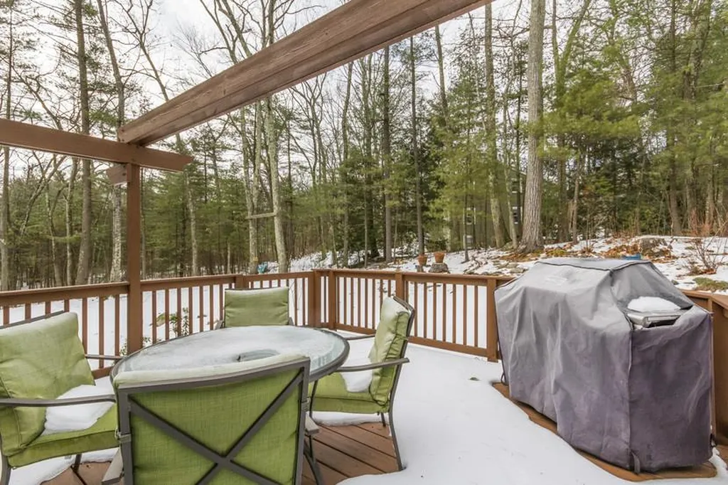 13 Torrey Road Nashua NH 03063