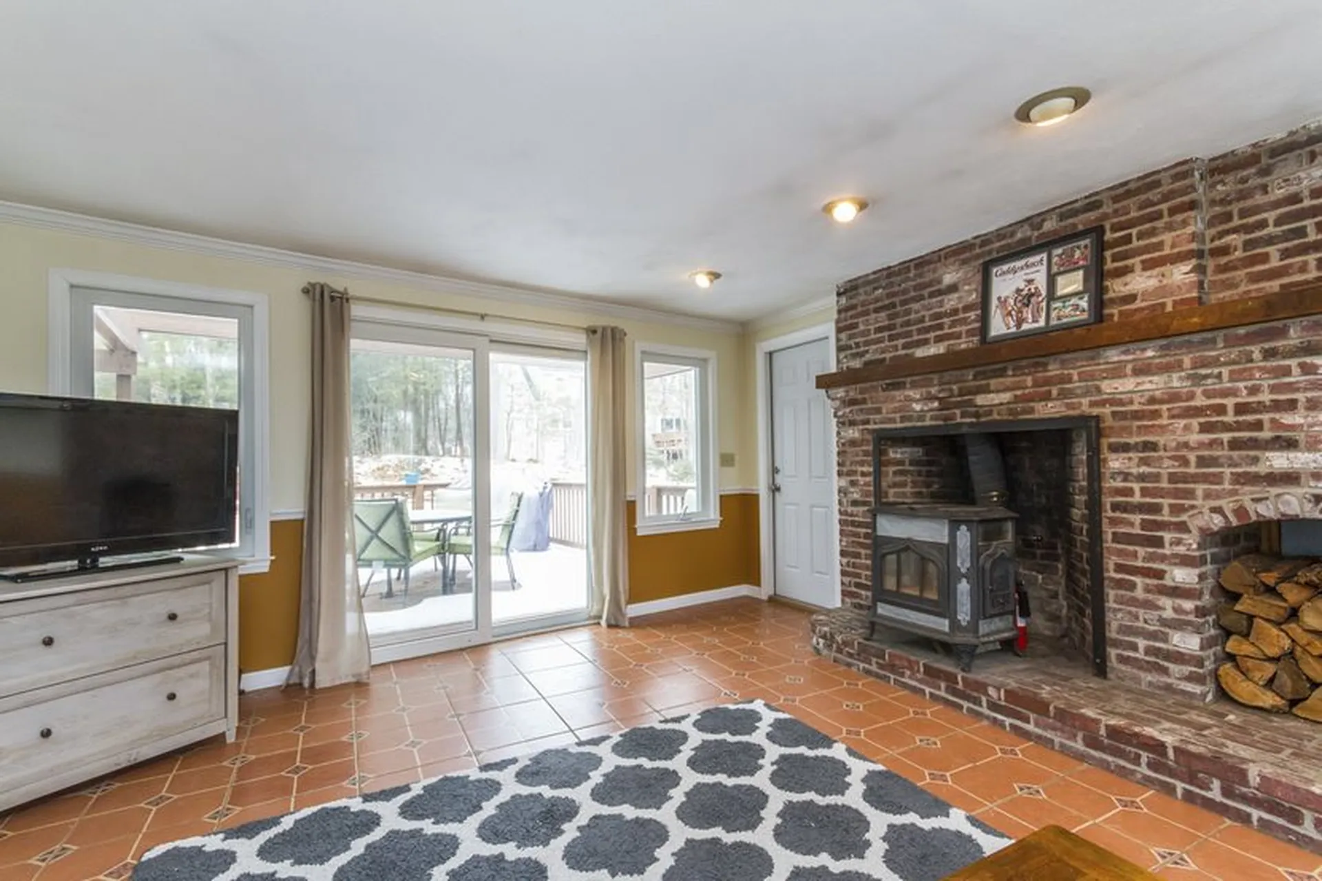 13 Torrey Road Nashua NH 03063