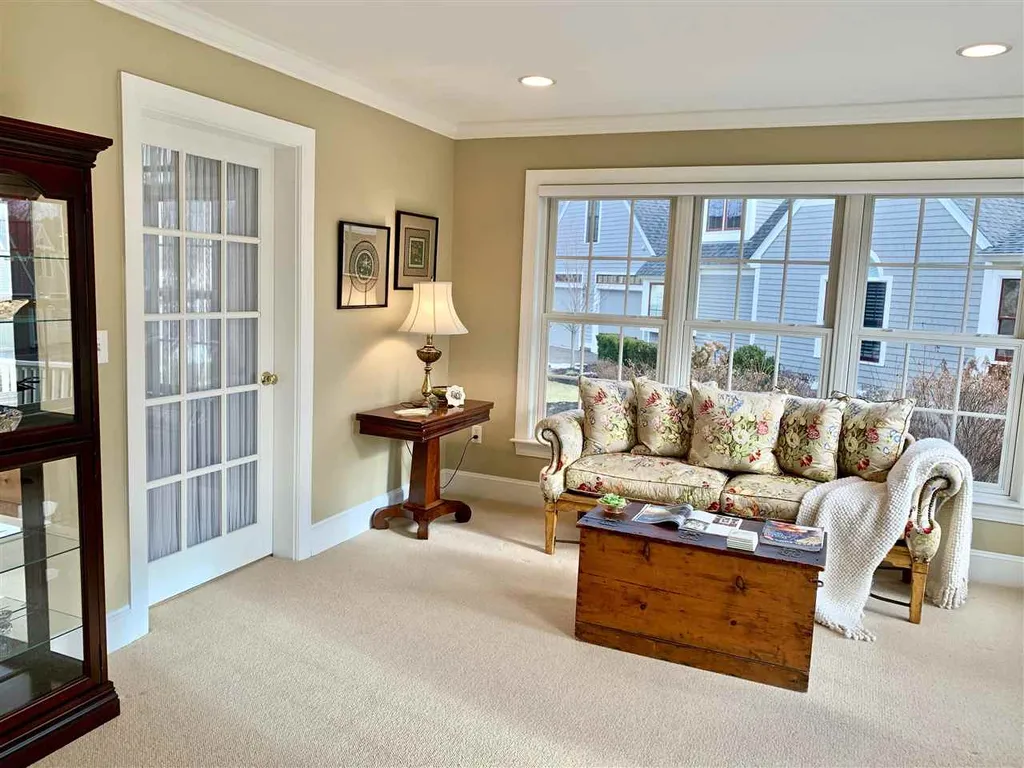579 Sagamore Avenue Portsmouth NH 03801