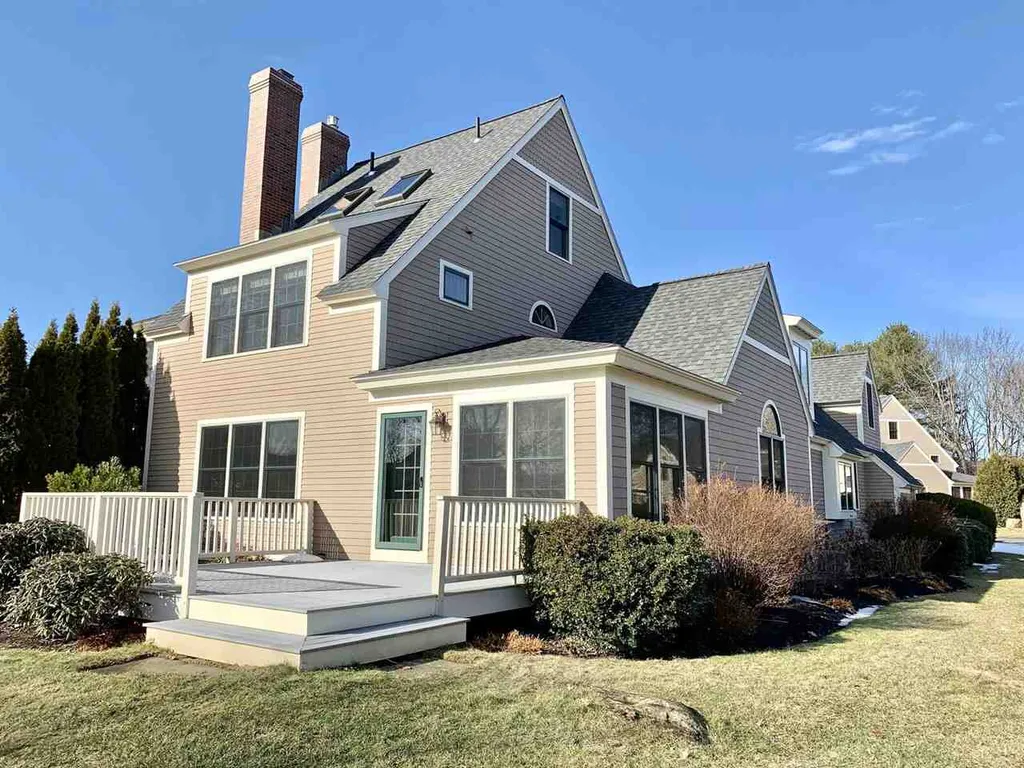 579 Sagamore Avenue Portsmouth NH 03801