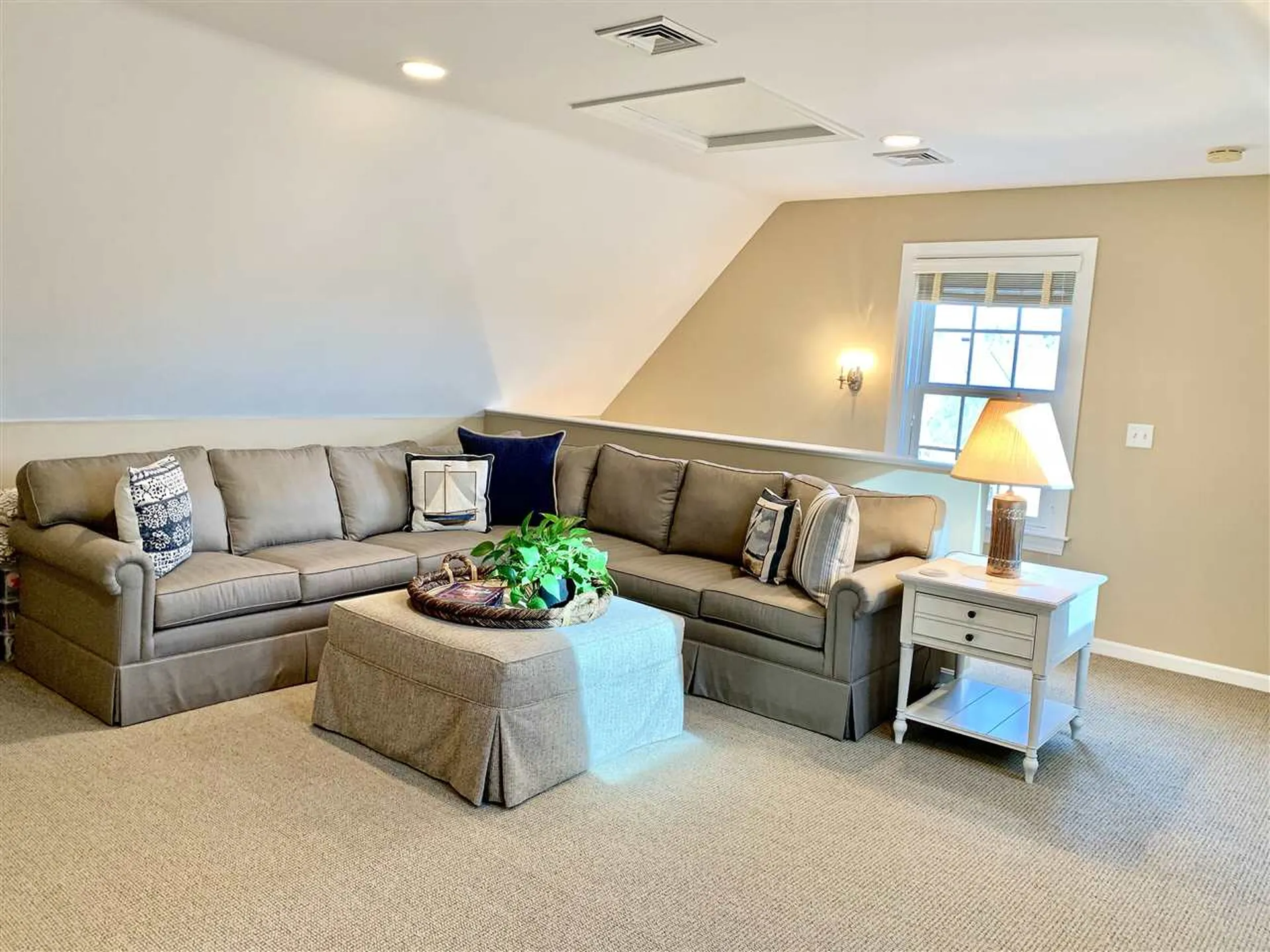 579 Sagamore Avenue Portsmouth NH 03801