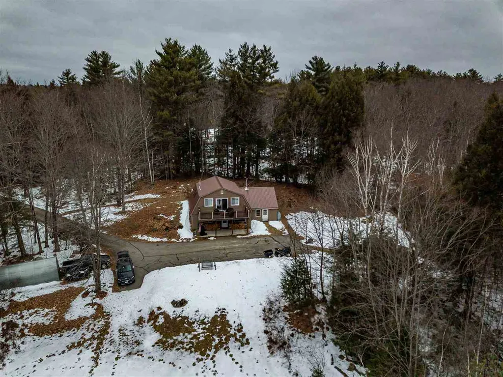 41 Old Tate Lane Middleton NH 03887