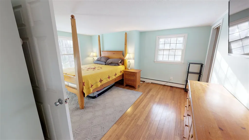 329 Hall Road Barrington NH 03825