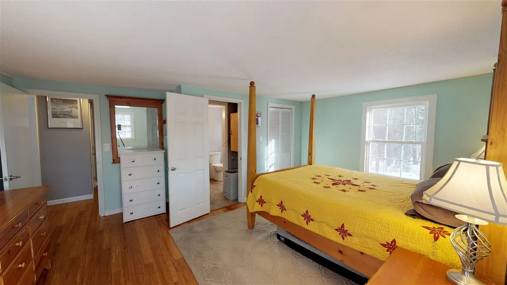 329 Hall Road Barrington NH 03825