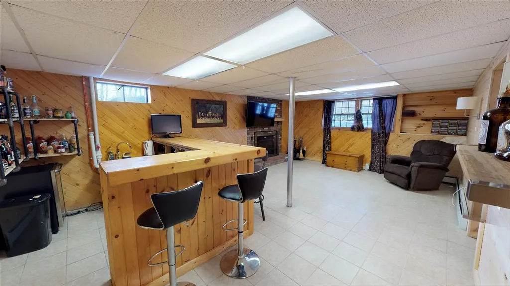 329 Hall Road Barrington NH 03825