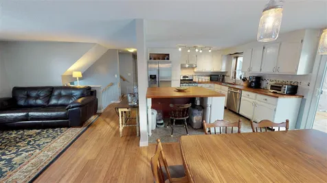 329 Hall Road Barrington NH 03825