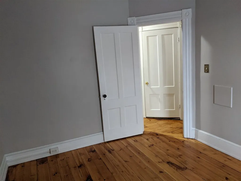 123 Ashland Street Manchester NH 03104