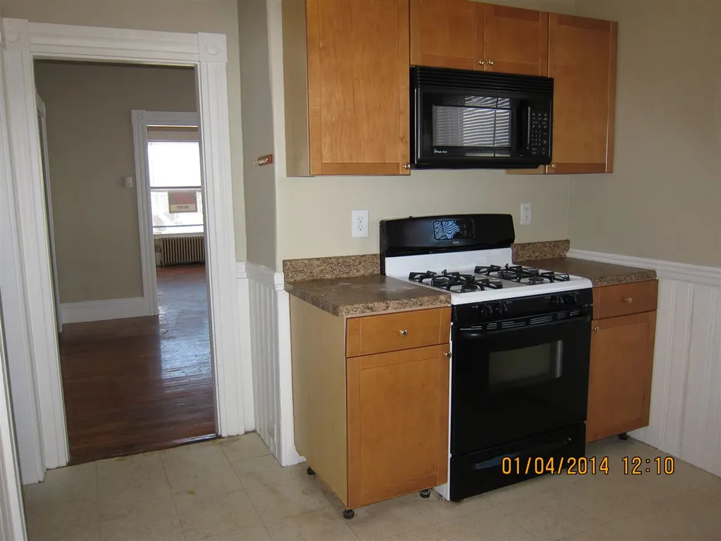 123 Ashland Street Manchester NH 03104