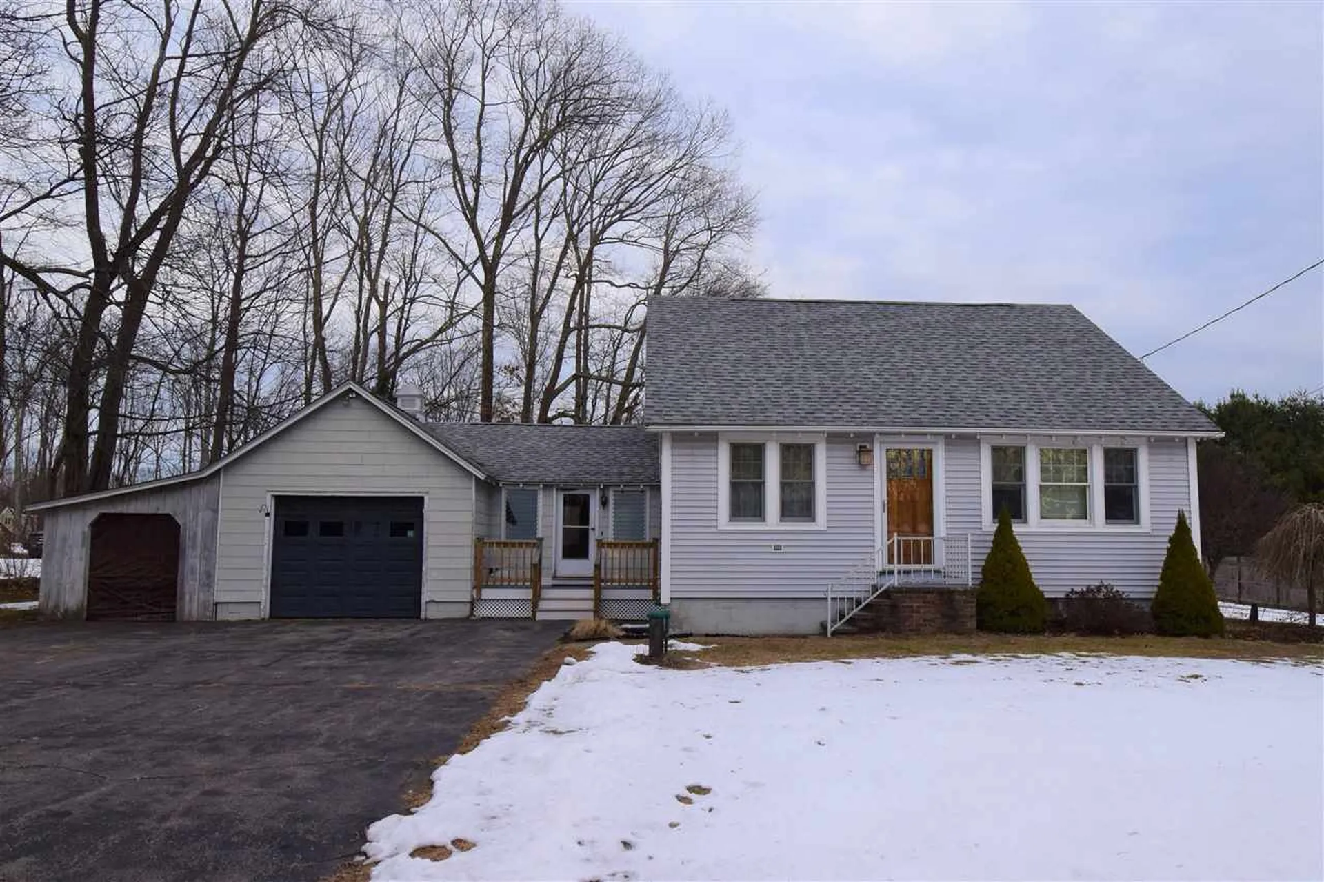 19 Highland Street Newton NH 03858