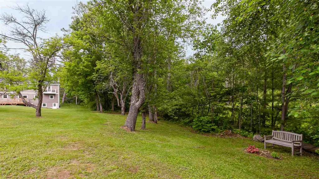 16 Vilas Road Alstead NH 03602