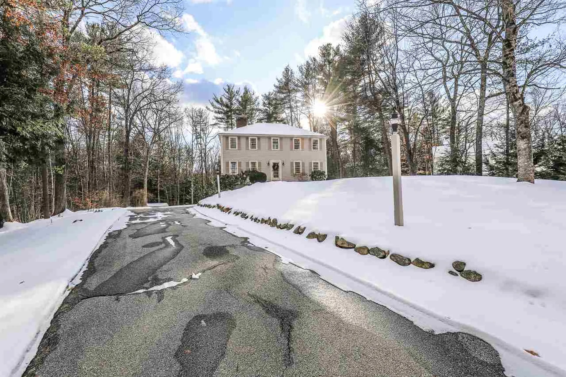 16 Thistle Drive Amherst NH 03031
