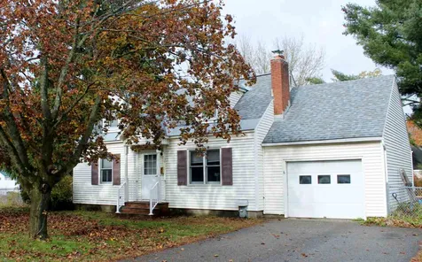 39 South Summit Street Essex VT 05452