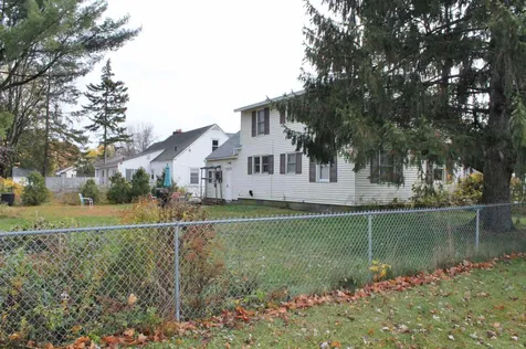 39 South Summit Street Essex VT 05452
