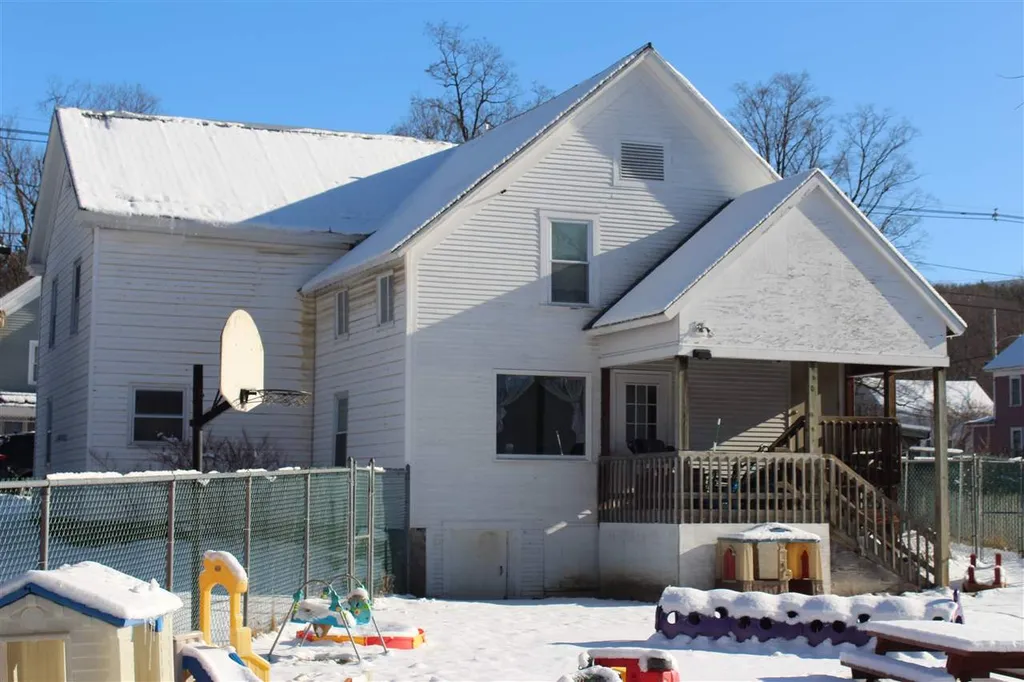 74 S Main Street Wallingford VT 50773