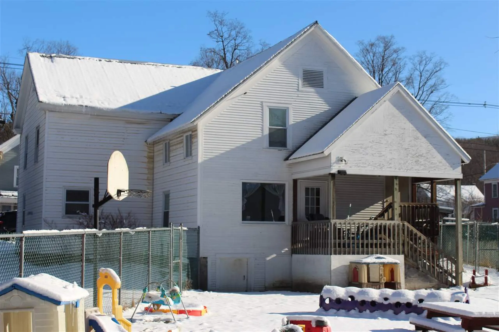 74 S Main Street Wallingford VT 50773