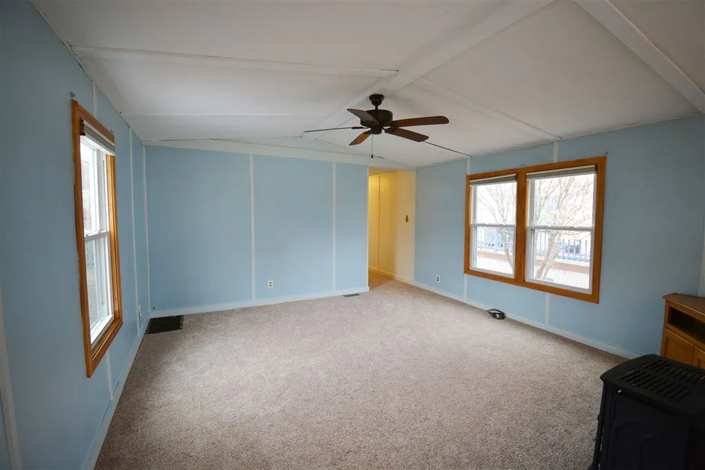 15 Vincent Street Exeter NH 03833