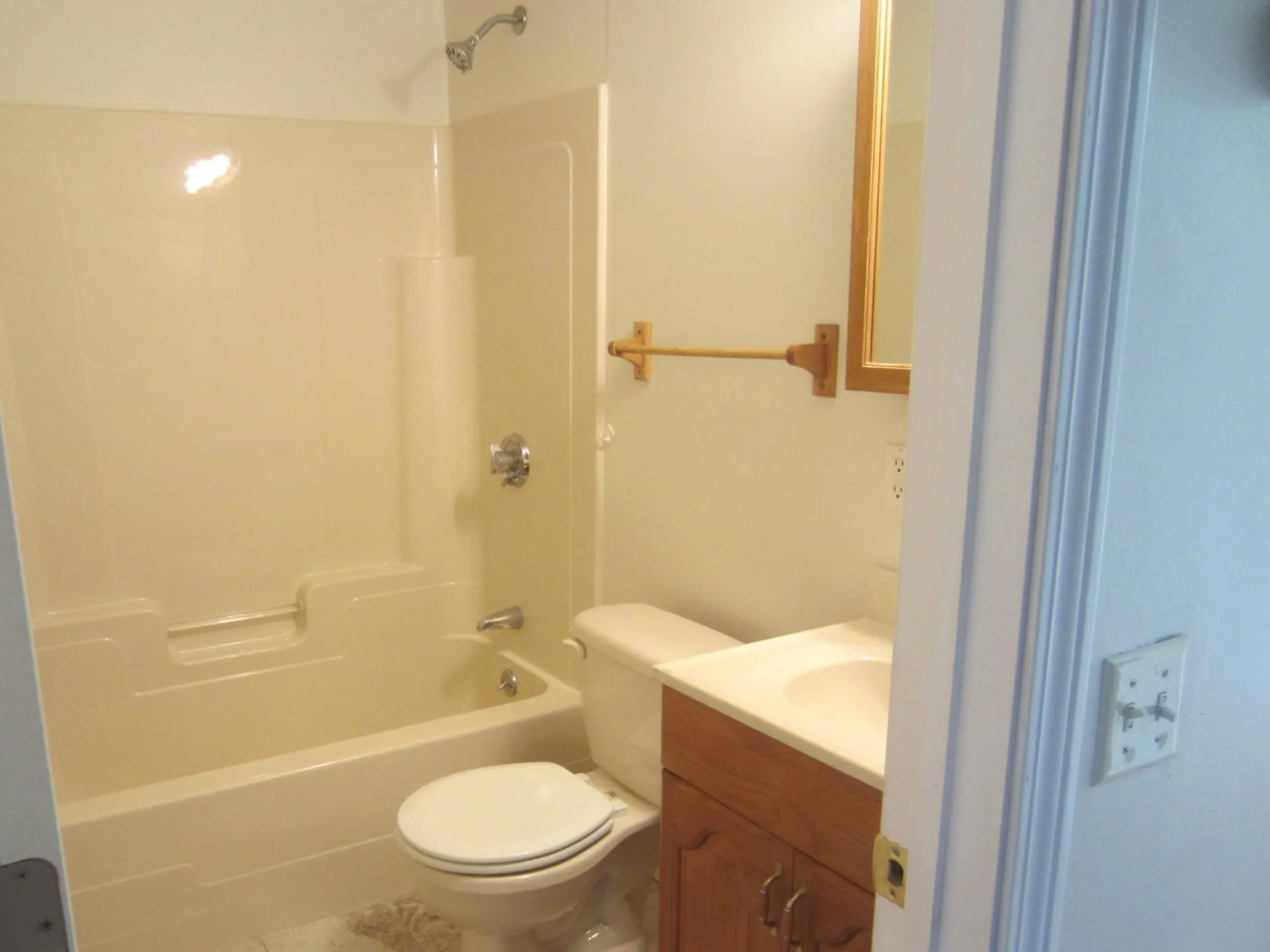 15 Cedar Road Eliot ME 03903