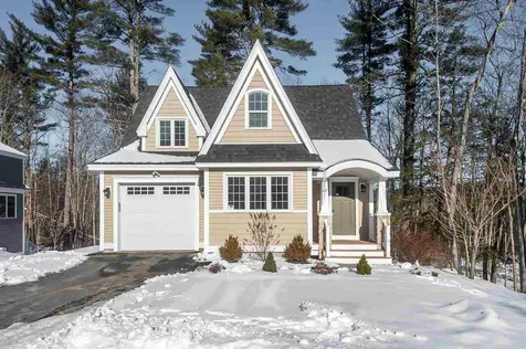 22 Honeycomb Way Newmarket NH 03857