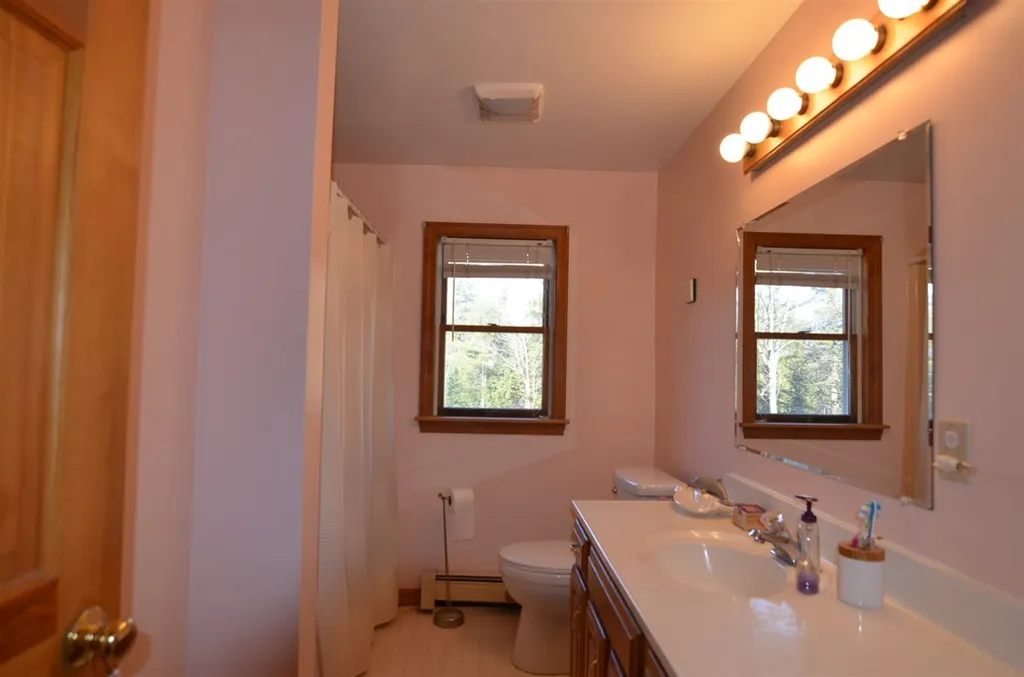 266 Nutting Road Sunapee NH 03782