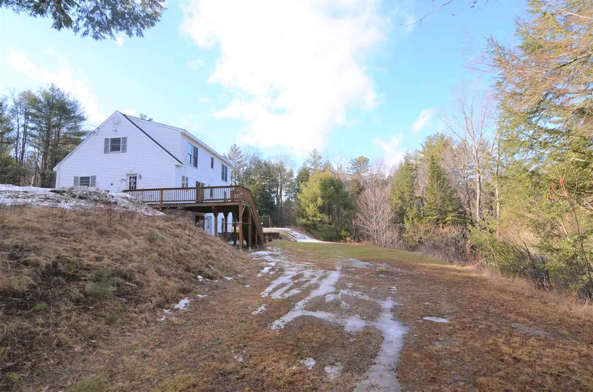 266 Nutting Road Sunapee NH 03782