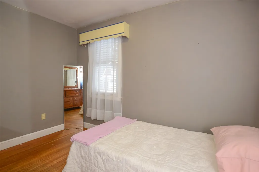 40 Prospect Street Rochester NH 03867-2821