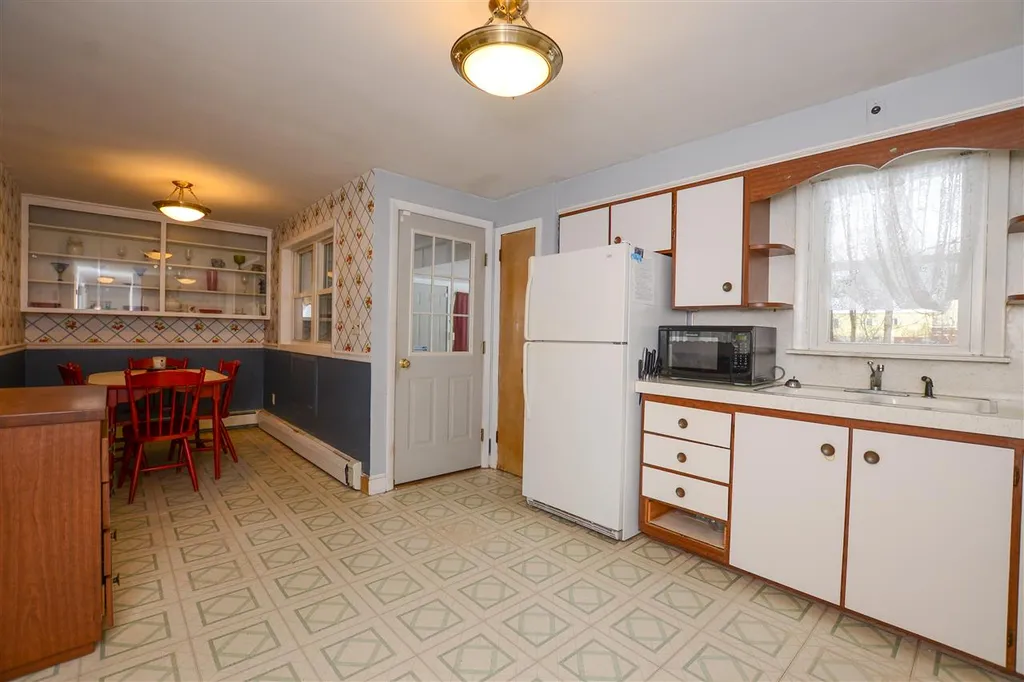 40 Prospect Street Rochester NH 03867-2821
