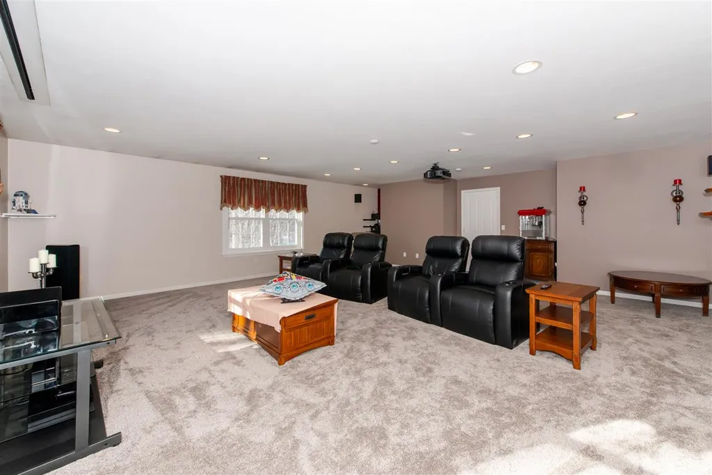 7 Timber Lane Barrington NH 03825